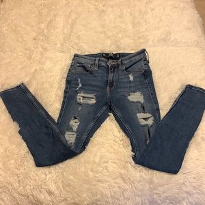 Hollister high rise super skinny jeans size 24
